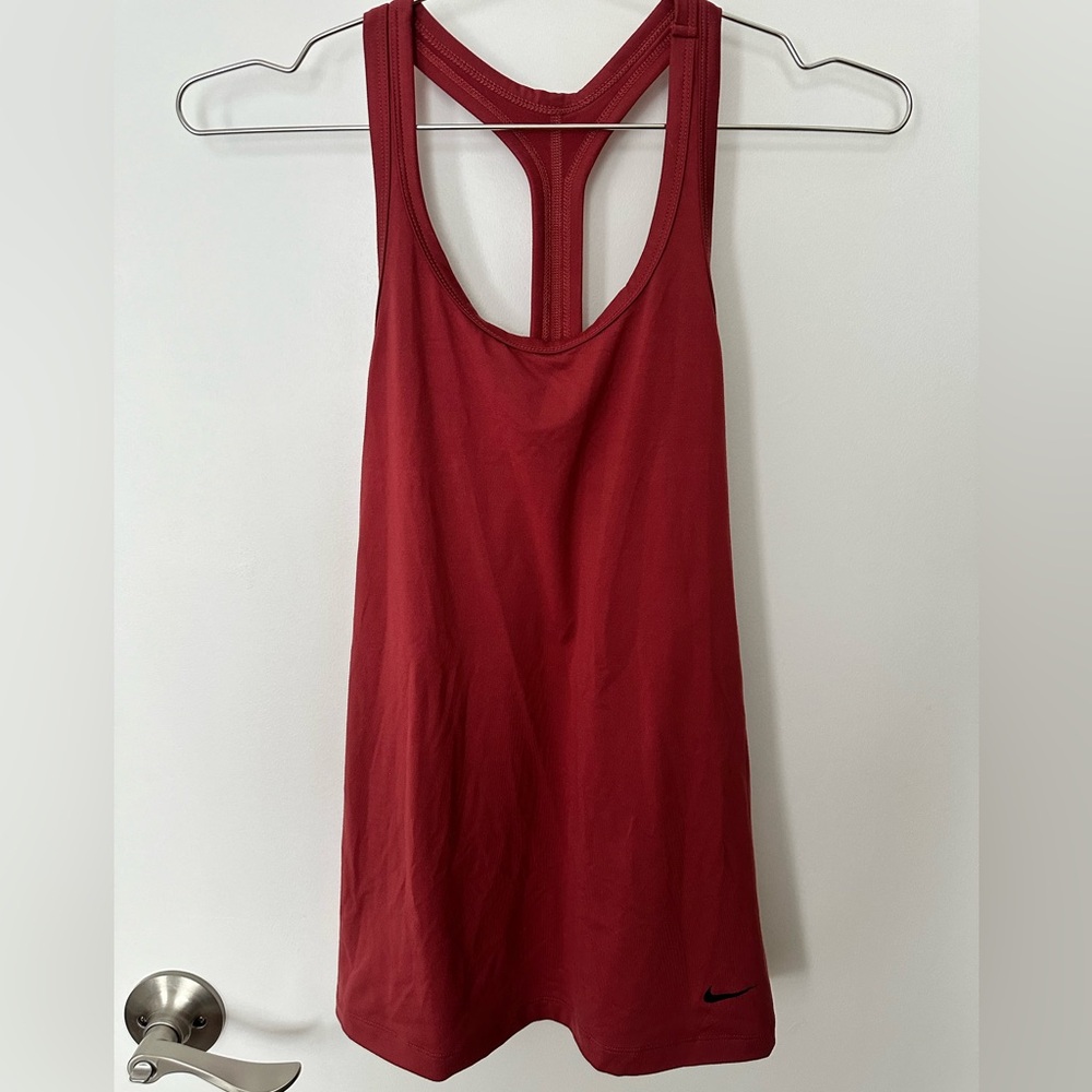 {Nike} DRI-FIT Workout Top - Size M